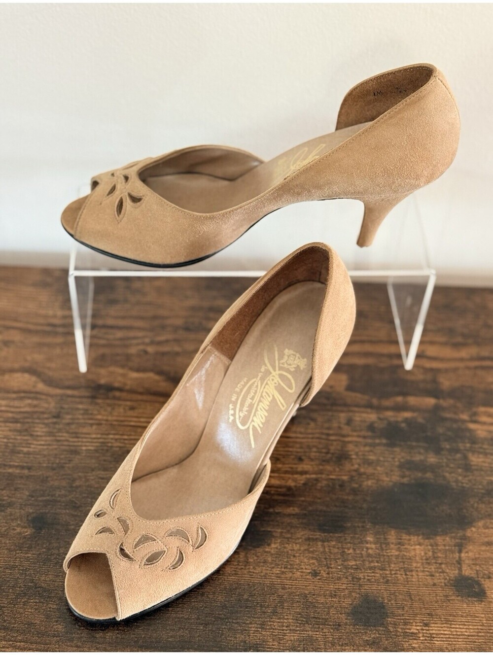 Vintage Johansen Women’s Taupe Open Toe Heel Dress Shoes Size 6 1/2 Suede